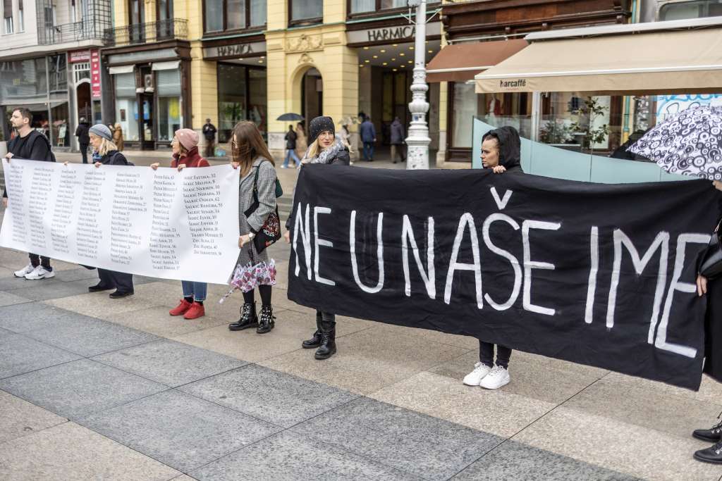 Održan prosvjed 'Ne u naše ime - 30 godina od ratnog zločina u Ahmićima'