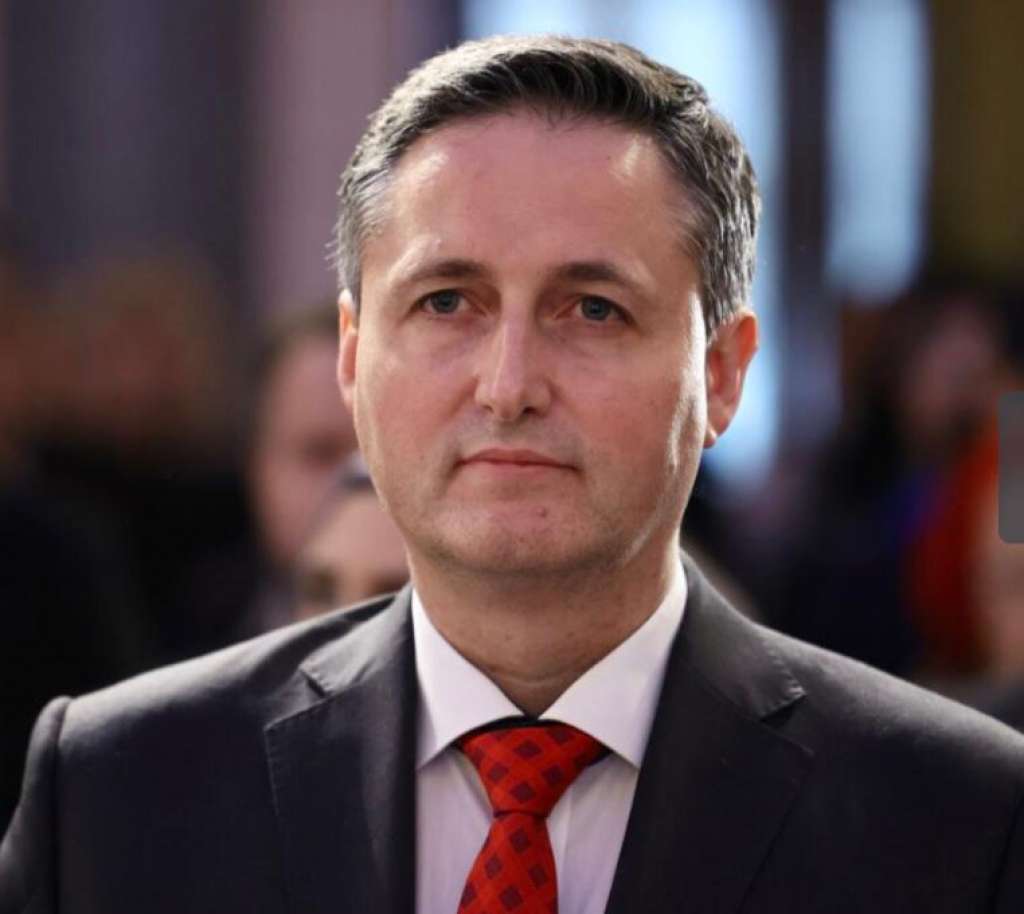 Bećirović zatražio od Kajganića informaciju o postupcima za neizvršenje odluka Ustavnog suda BiH