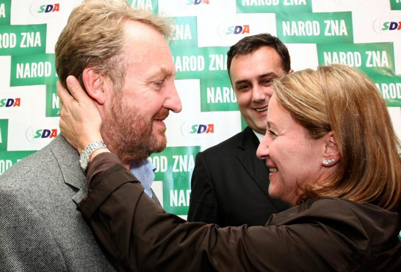 Izetbegović: Udarili su na Osmicu i moju Sebiju, tek sada neću popustiti