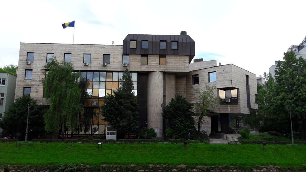Danas izbor Vlade FBiH, SDA pozvala članove na prosvjed ispred Parlamenta FBiH