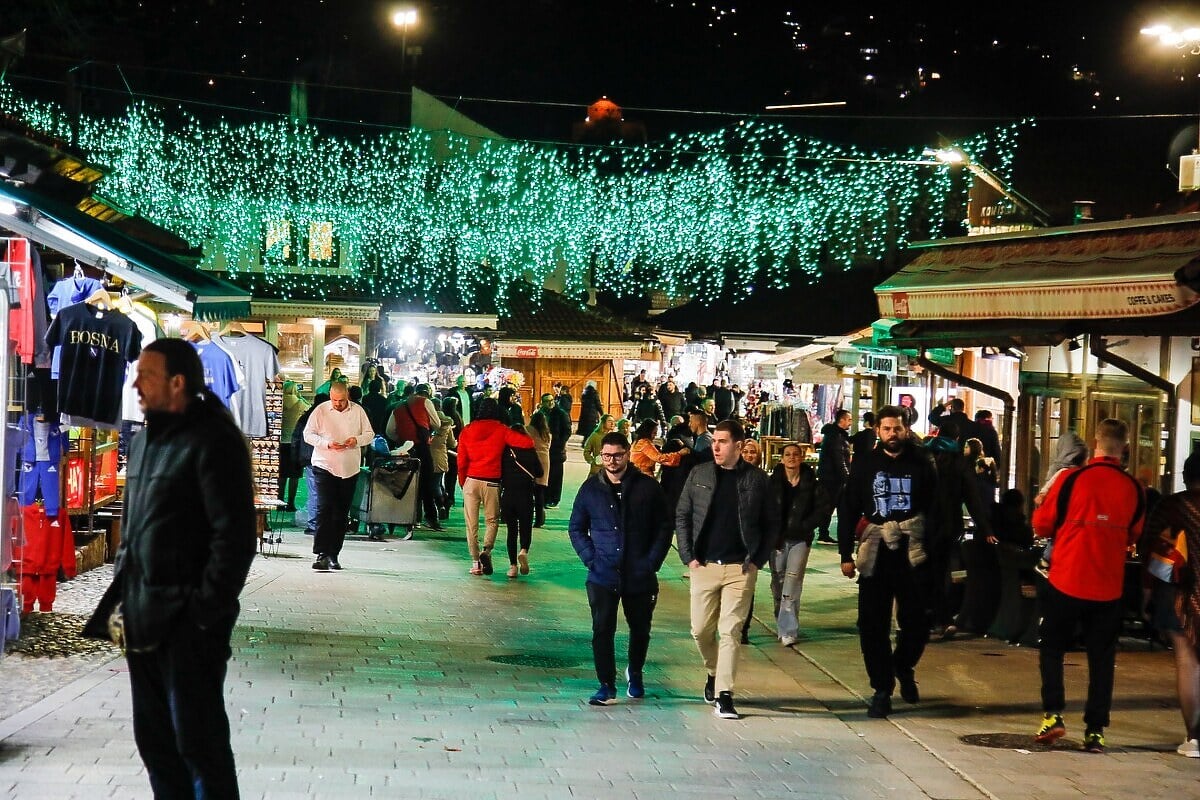 Skraćivanje nastave zbog Ramazana zicer Dodiku i Čoviću: Ugovor Islamske zajednice s državom dodatno neizvjesniji