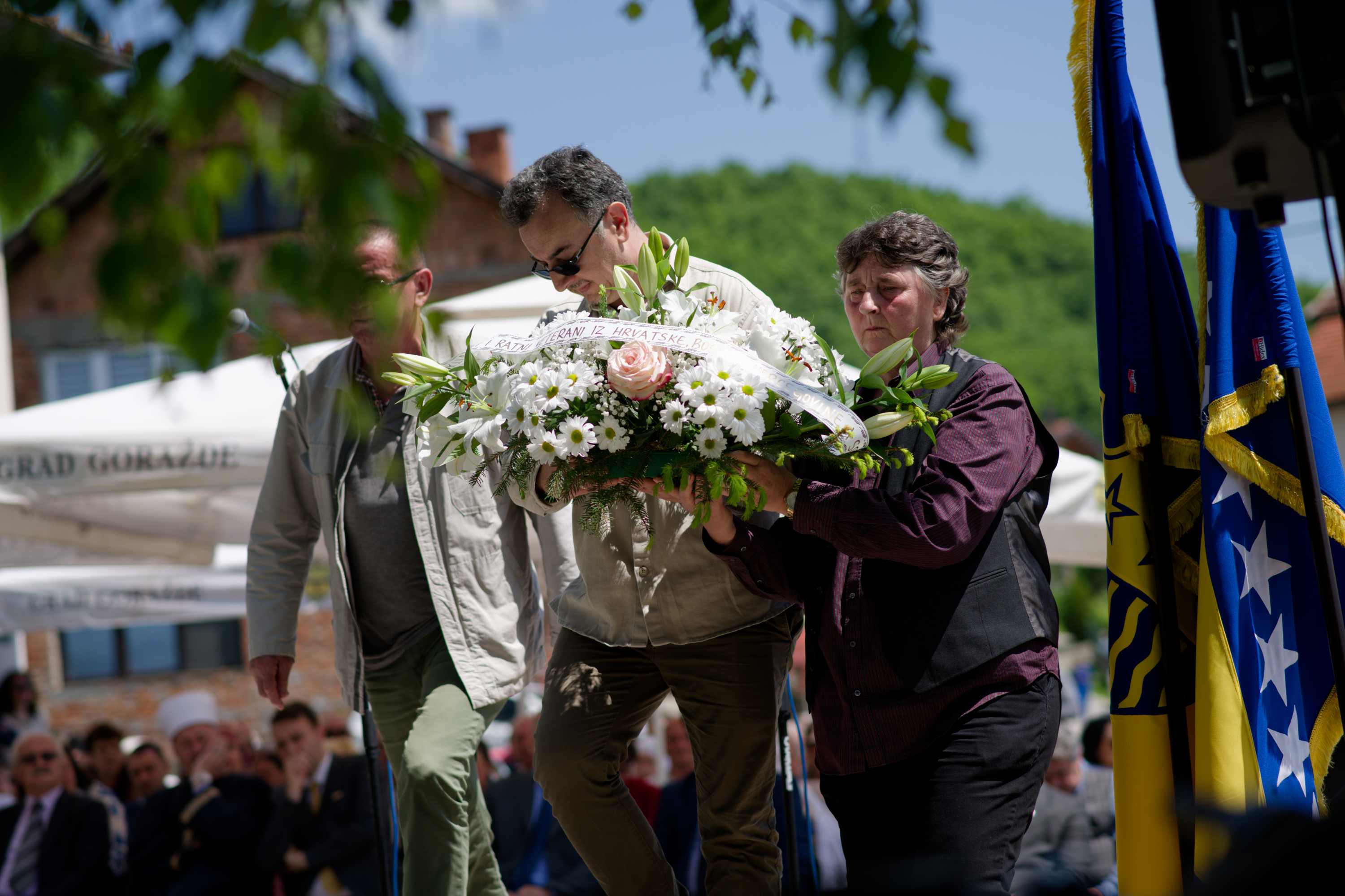 Ratni veterani iz BiH, Hrvatske i Srbije odali počast ubijenim mještanima Lozja