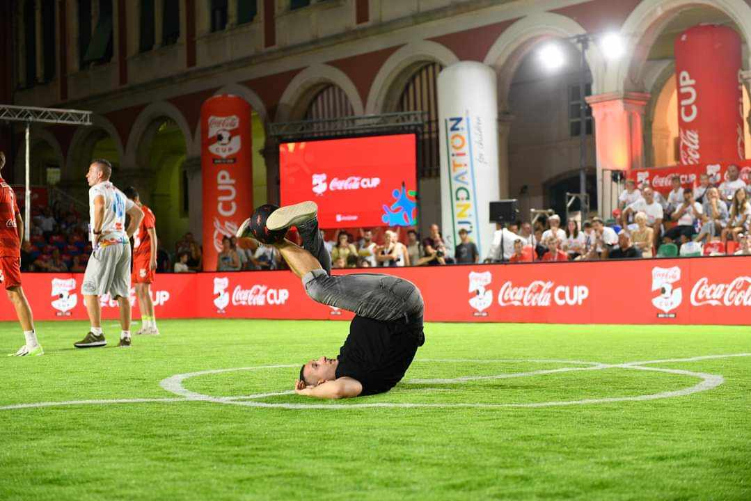 (VIDEO) Freestyler iz Mostara nogometnim umijećem zadovio svjetske velikane