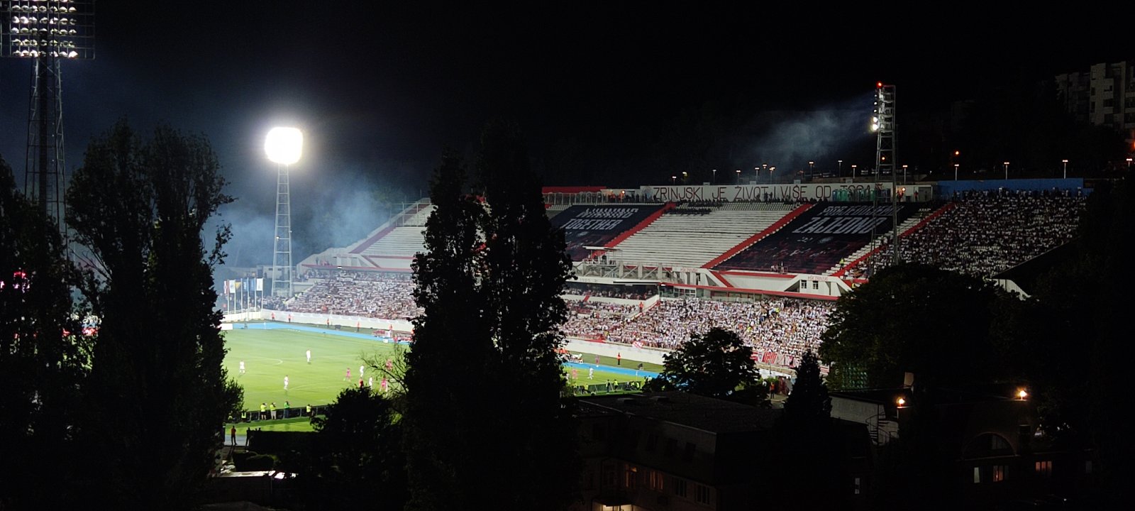 Zrinjski - LASK: Sjajna atmosfera na stadionu (video)