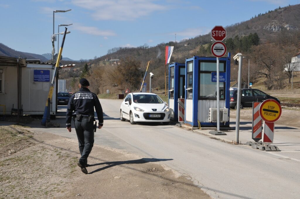 Počelo izdavanje pograničnih propusnica između BiH i Crne Gore