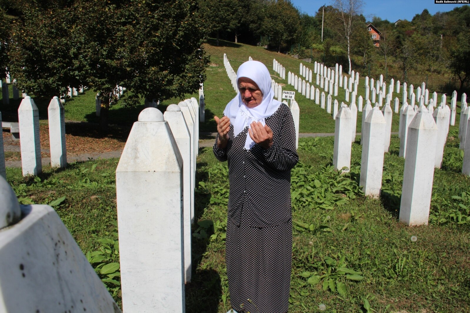 Život bez tri sina i muža: Kafa je gorka i crna, a nišani bijeli. Svaki dan mi je tužan, od jutra do mraka.