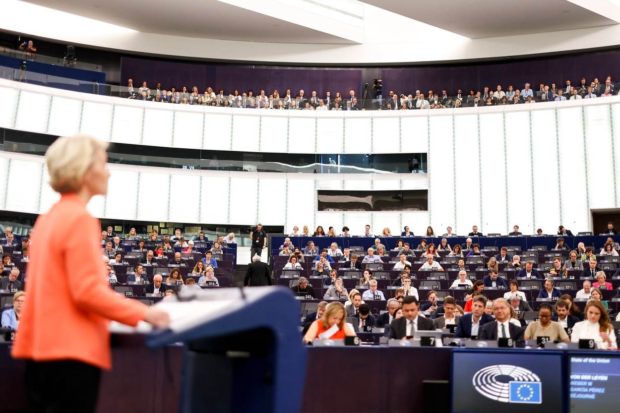 Svijet se lomi ispred očiju EU koja to nijemo gleda sa strane. A ljudi koji su Uniju doveli u tu poziciju sada žele nove mandate