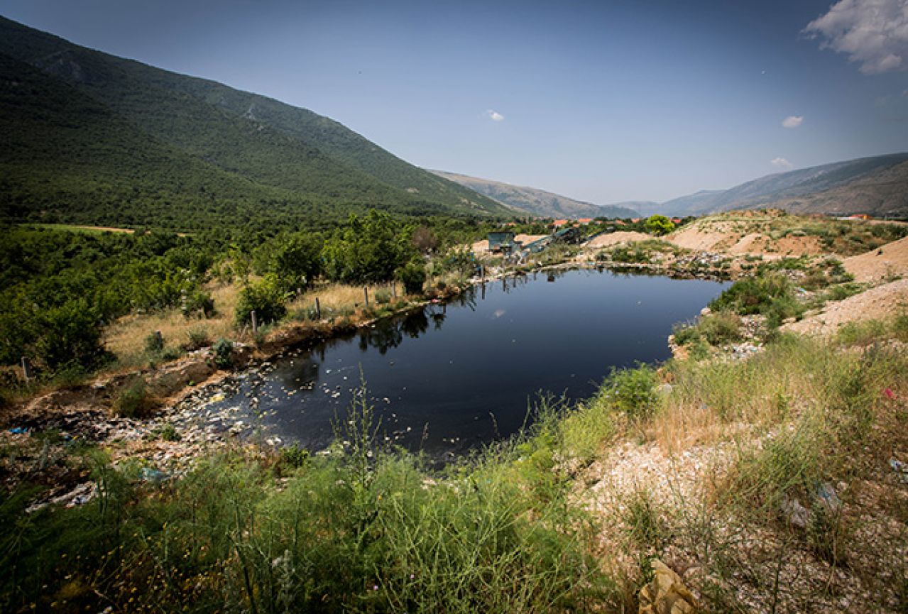 <strong>Aktivisti idu na Vrhovni sud FBiH</strong>