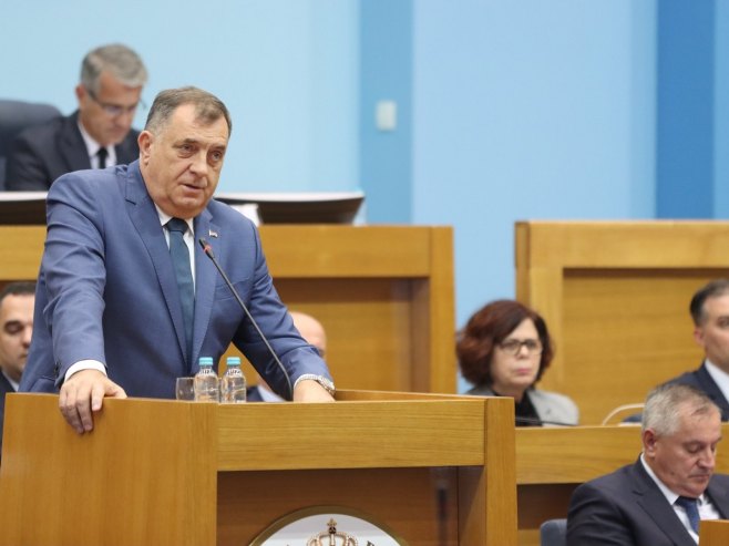 Dodik kaže da je počeo opći napad na RS a onda proklinjao Srbe koji ne glasaju kako on želi