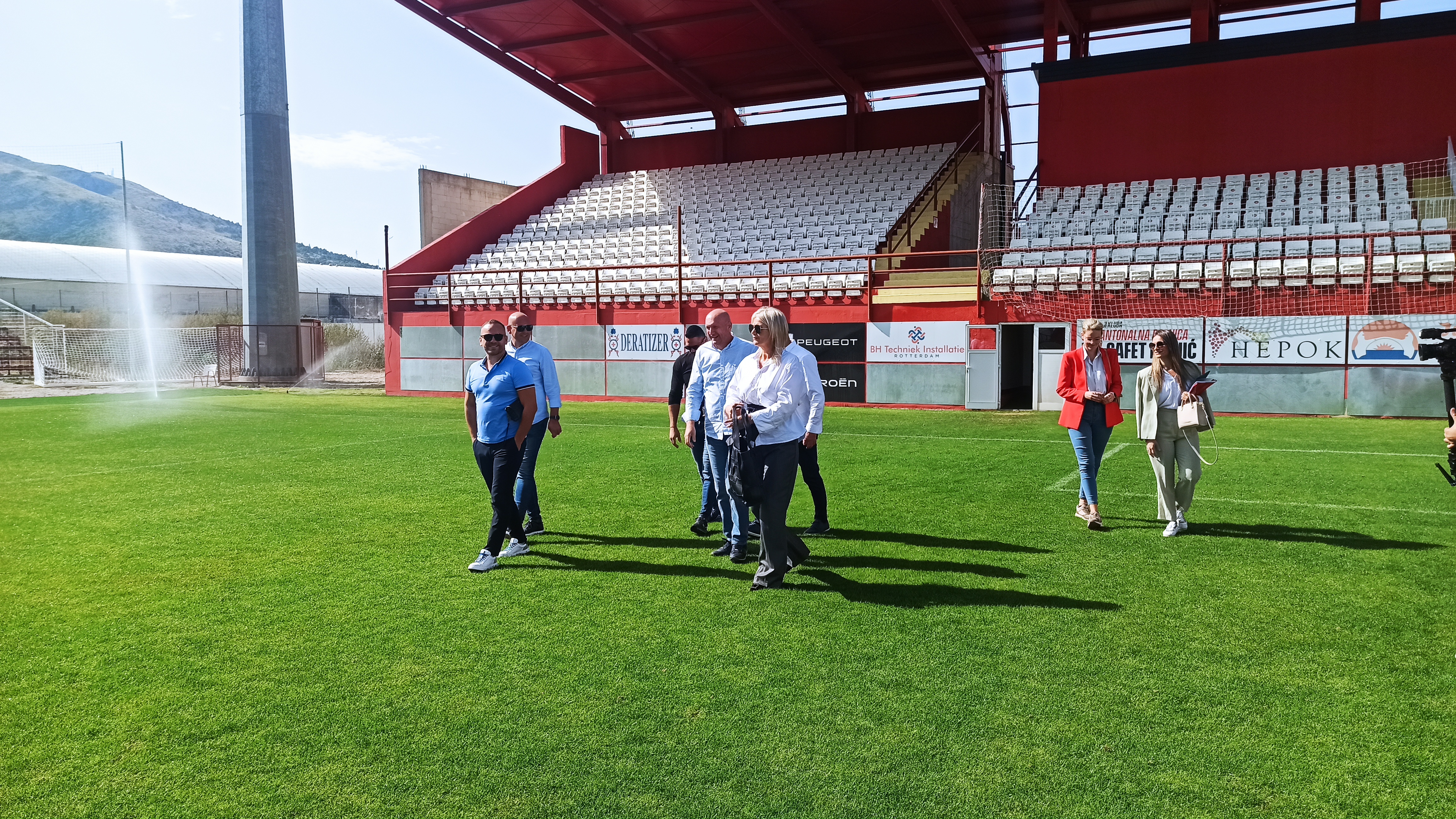 <strong>Potpisan ugovor za izgradnju južne tribune na Veležovom stadionu</strong>