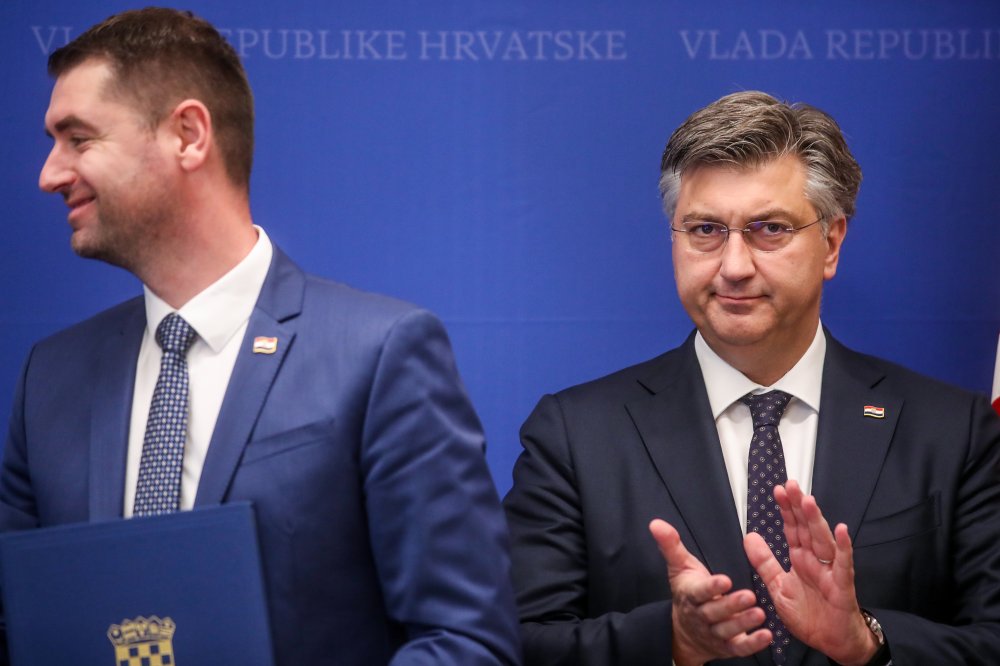 NOVA AFERA Plenković smijenio ministra Filipovića