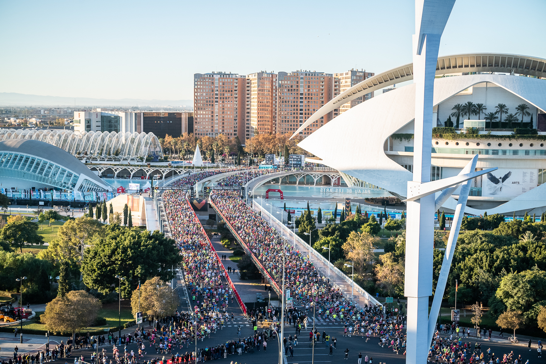 DNEVNI LIST NA VALENCIA MARATHONU / NAJBRŽA SVJETSKA STAZA: “Sanjamo biti Everest među maratonima”