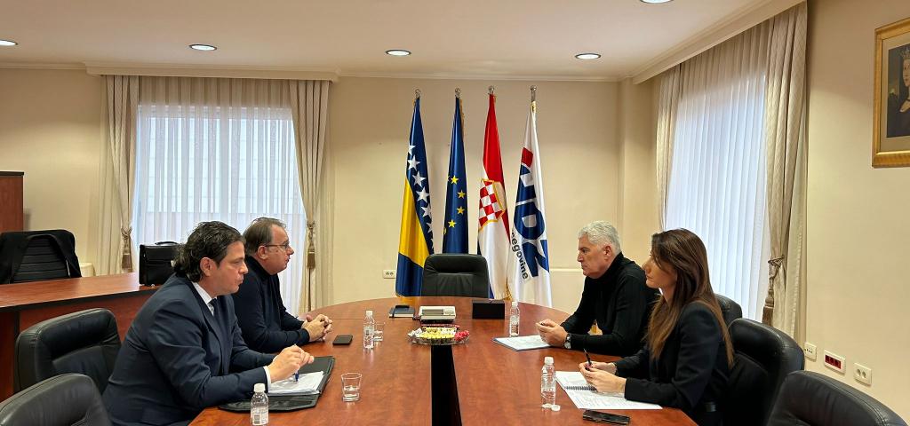 Čović i Nikšić razgovarali o Izbornom zakonu: Dogovoren žurni sastanak partnera
