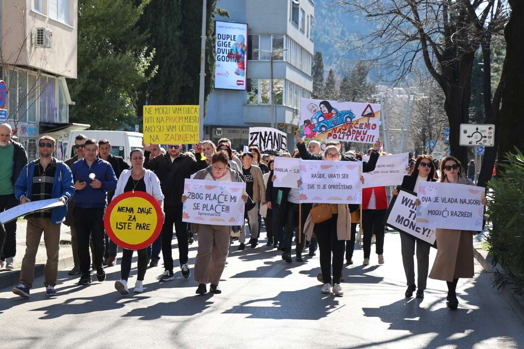 PROSVJEDI U MOSTARU Hadžić: Žalosno je da prosvjetni radnici svoja prava moraju tražiti na ulici