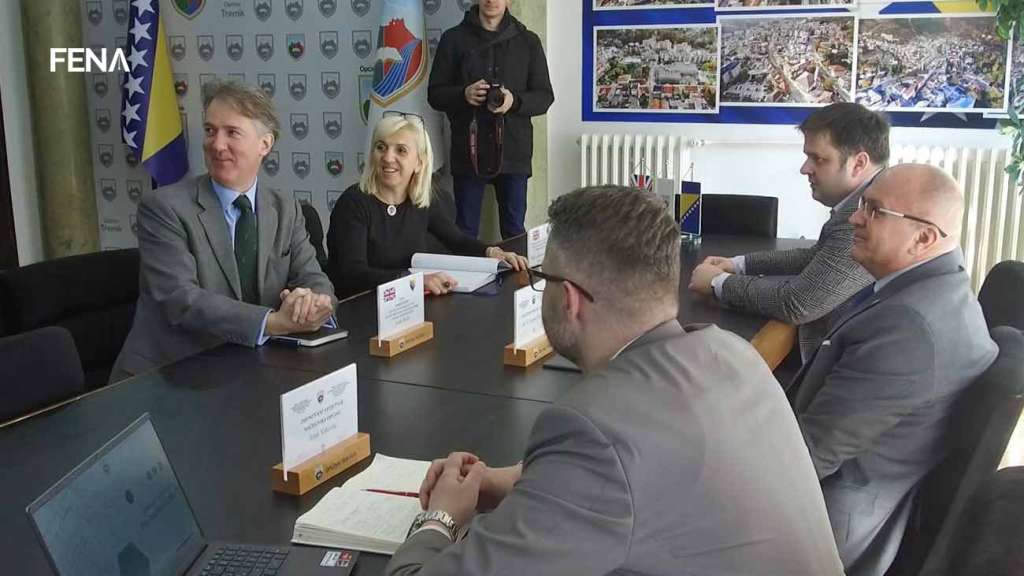 Veleposlanik Velike Britanije posjetio Središnju Bosnu (VIDEO)