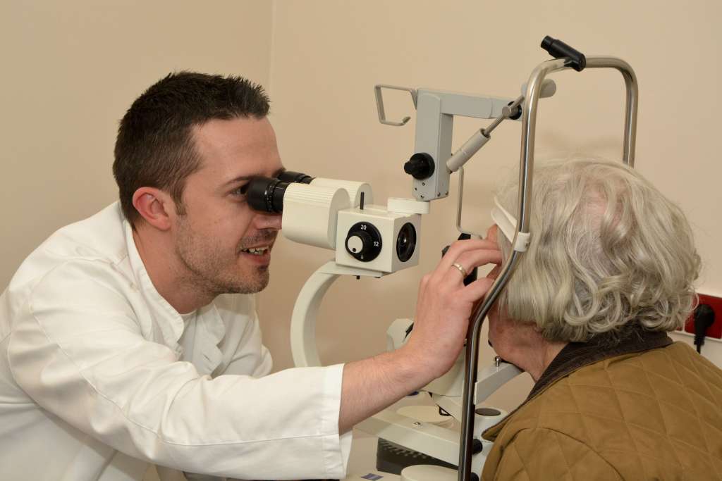 Besplatni pregledi i mjerenje očnog tlaka u SKB-u Mostar